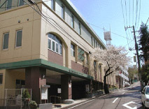 写真：横浜市宮崎地域ケアプラザの外観